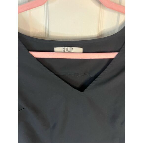 Black blouse - Picture 2 of 7